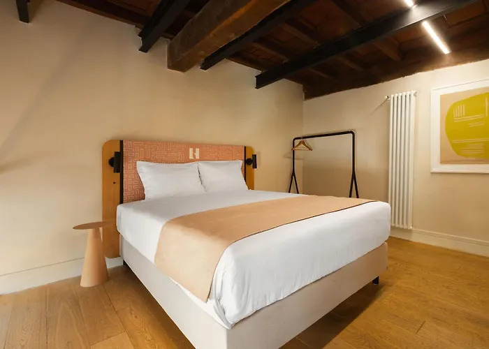 Limehome Trastevere 4*